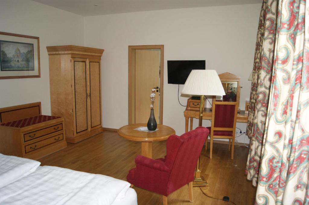 Hotel Domstuben Эссен Экстерьер фото