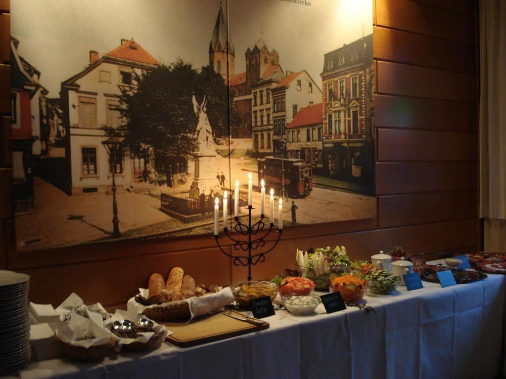 Hotel Domstuben Эссен Экстерьер фото